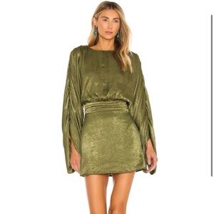 × REVOLVE Nika Dress in Olive Green House of Harlow 1960